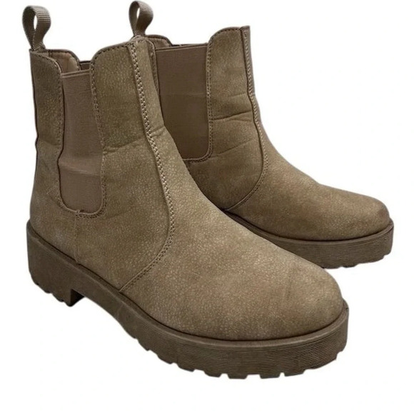 Dirty Laundry Women's Margo Chelsea Boot Brown Size 9 Ankle Chunky Heel - Picture 1 of 16